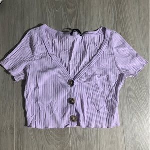 cute lilac purple tee crop top